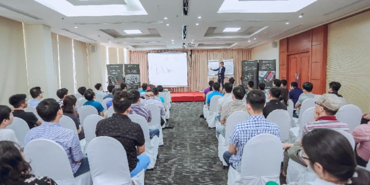 Tổ chức hội thảo chuyên nghiệp giá rẻ tại Quảng Ninh